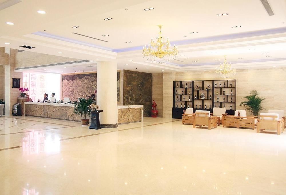 Weishi International Hotel Qing Zhou Exterior foto