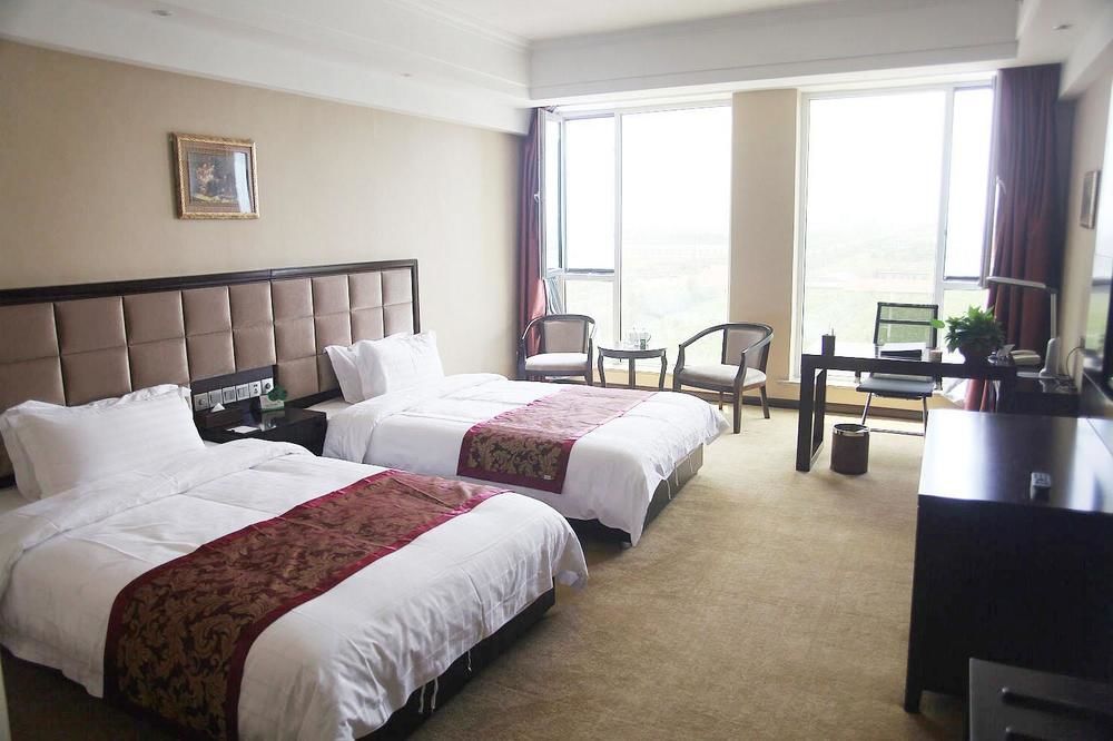 Weishi International Hotel Qing Zhou Exterior foto
