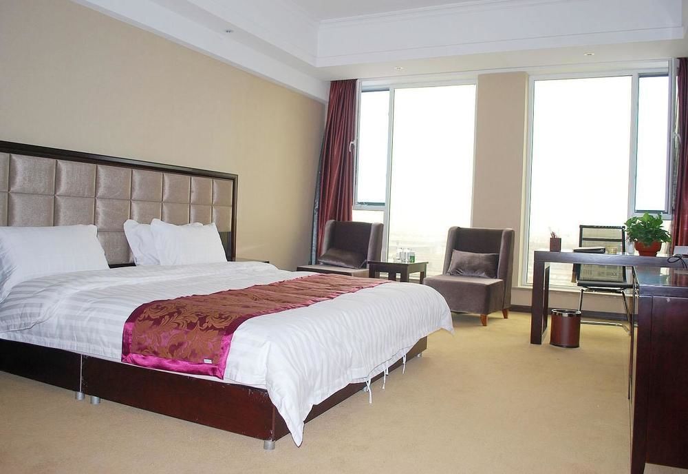 Weishi International Hotel Qing Zhou Exterior foto
